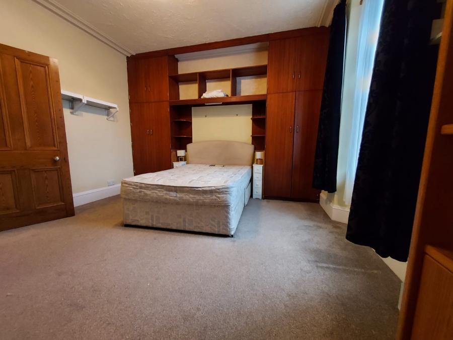Flat Roslin Street in Aberdeen City
