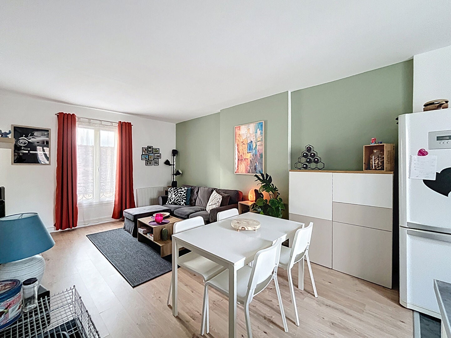 Flat Place Charles de Gaulle in Itteville