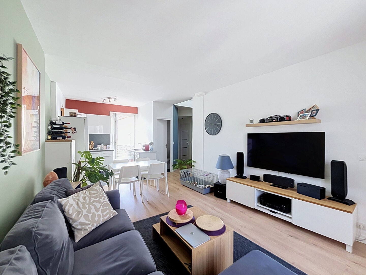Flat Place Charles de Gaulle in Itteville