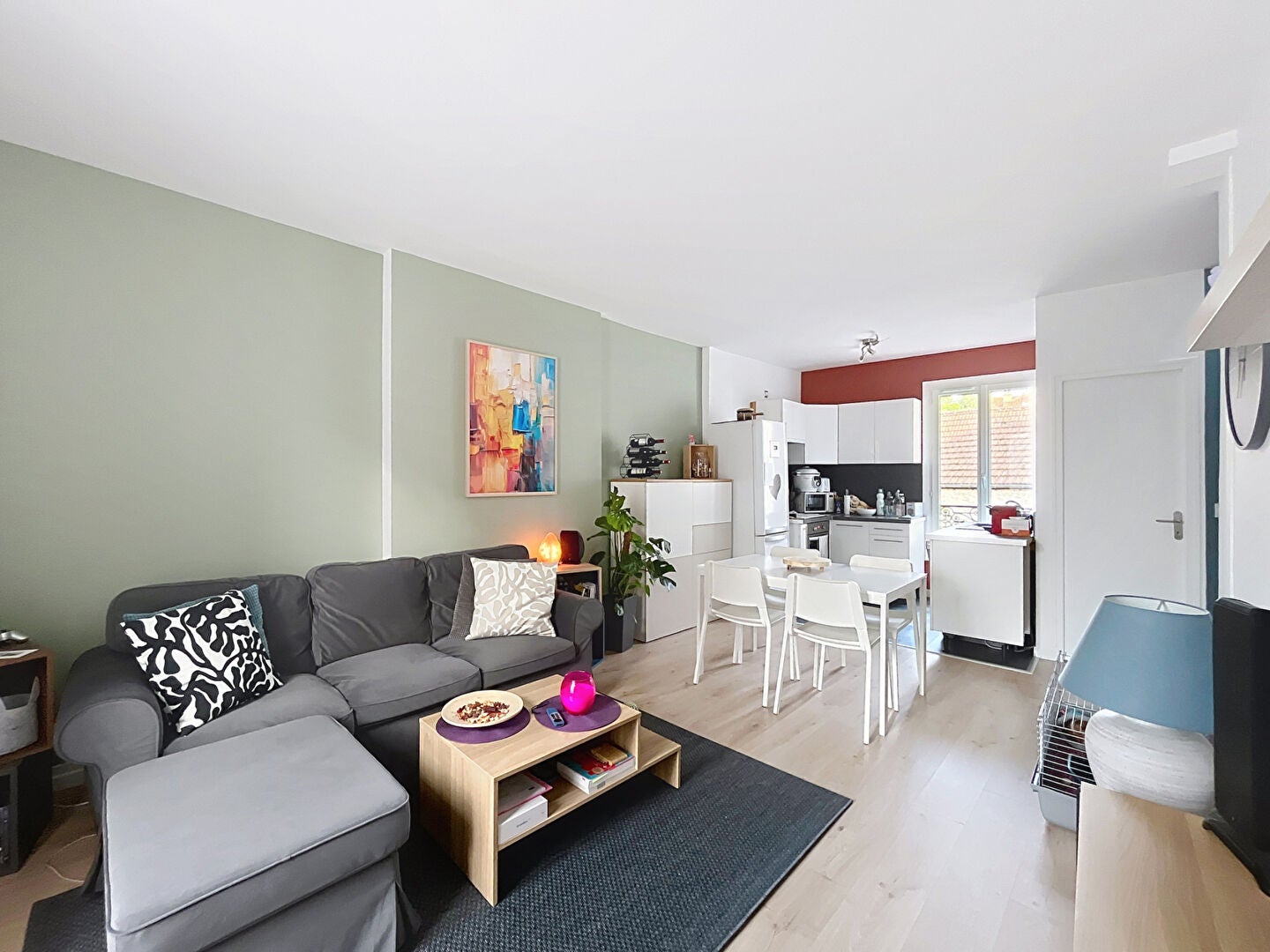 Flat Place Charles de Gaulle in Itteville