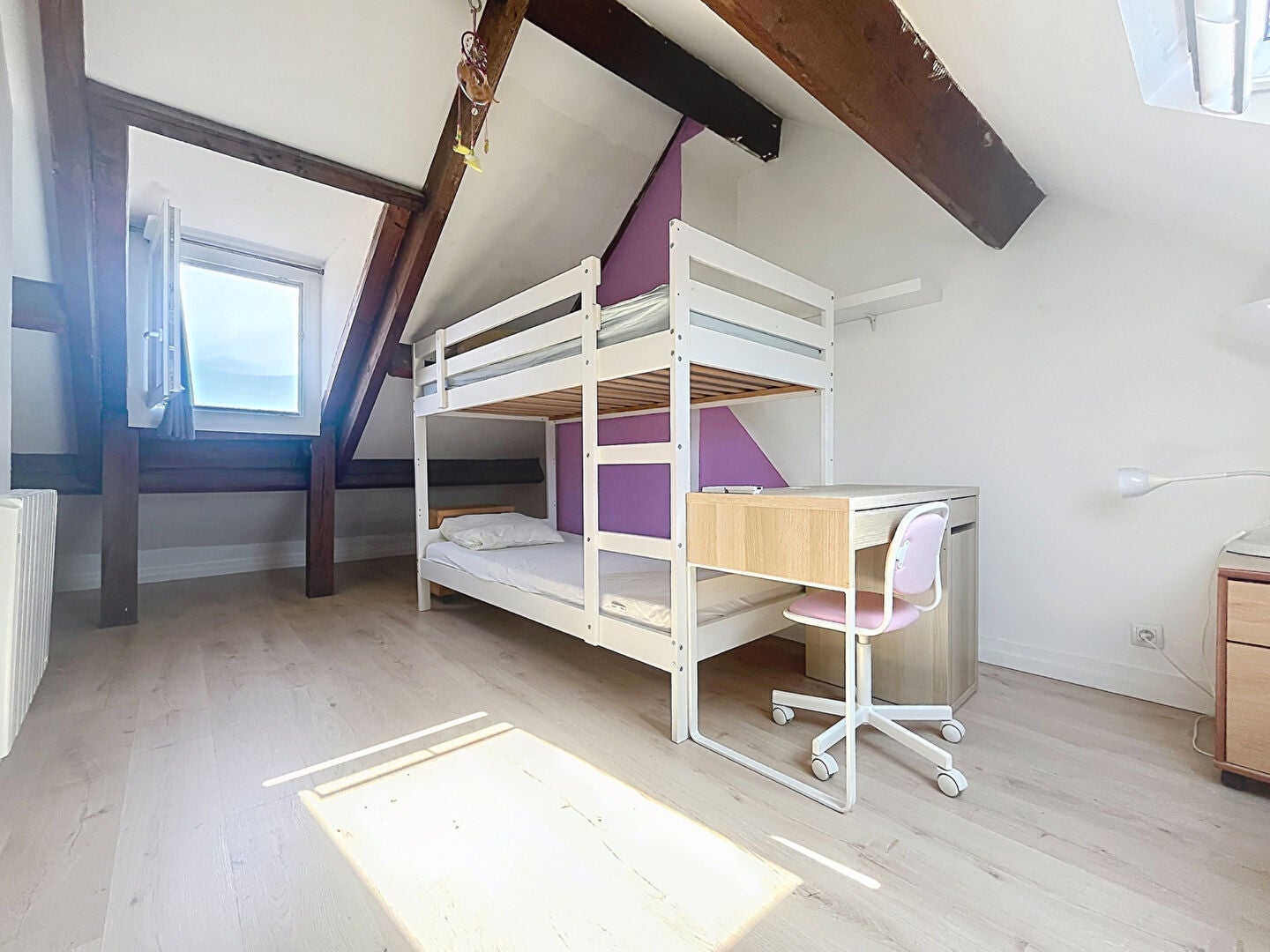 Flat Place Charles de Gaulle in Itteville