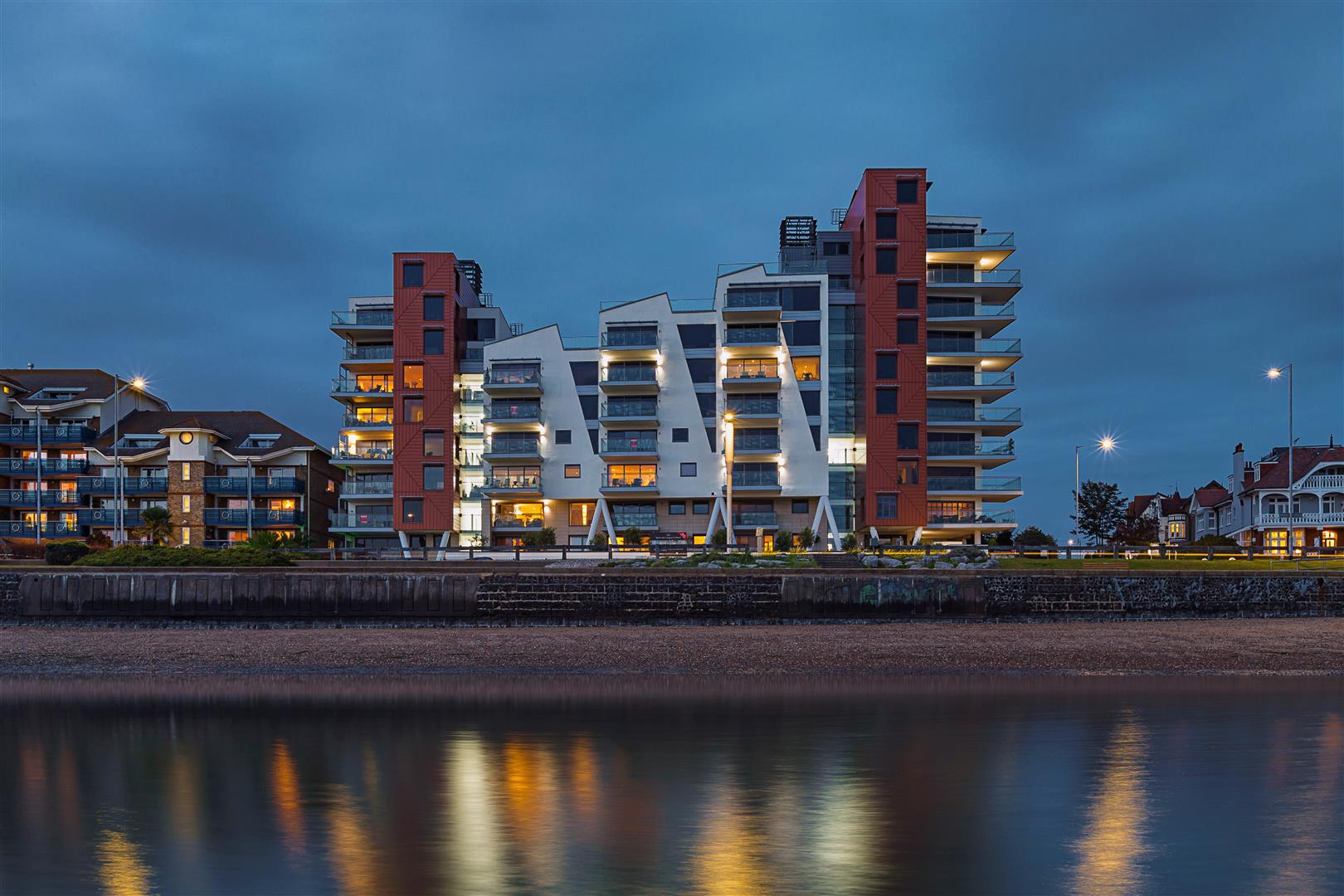 Flat The Leas in Southend-on-Sea