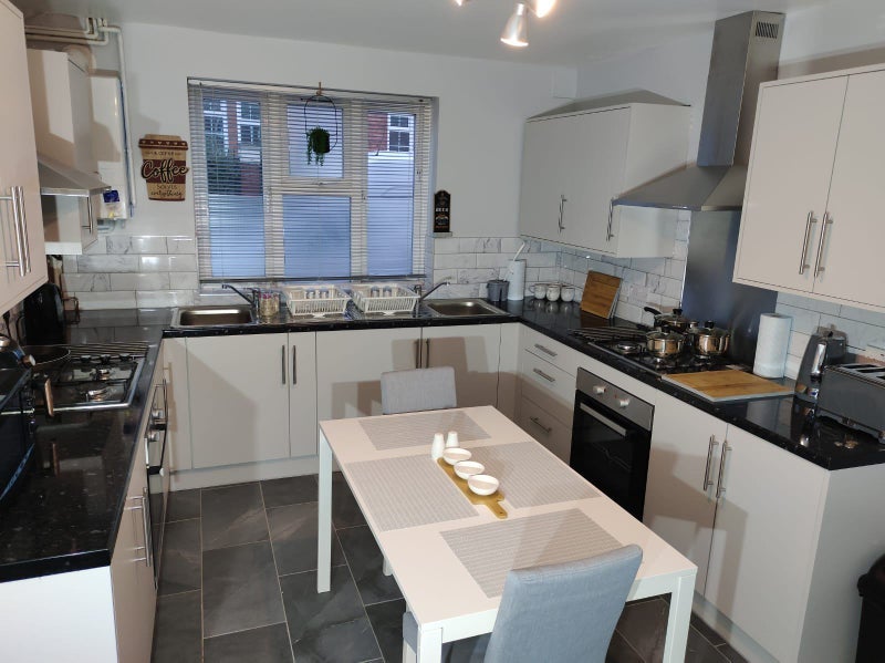 Room Whitworth Road in Greater London