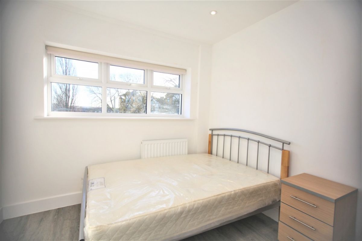 House Renters Avenue in Greater London