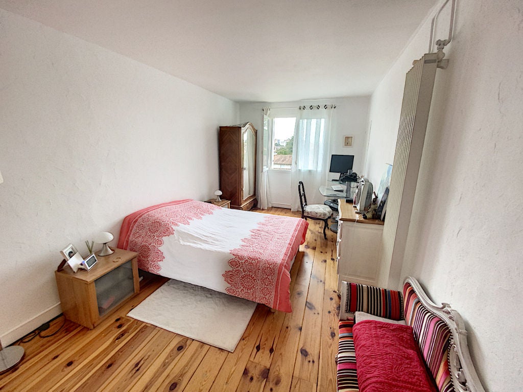 Appartement Chemin des Fontaines à Mouleydier
