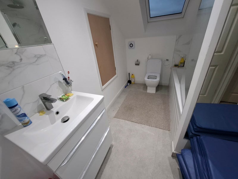 Room Springfield Gardens in Greater London