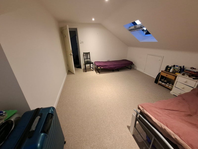 Room Springfield Gardens in Greater London