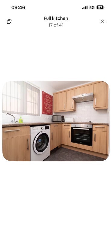 Room Marnell Close in Liverpool