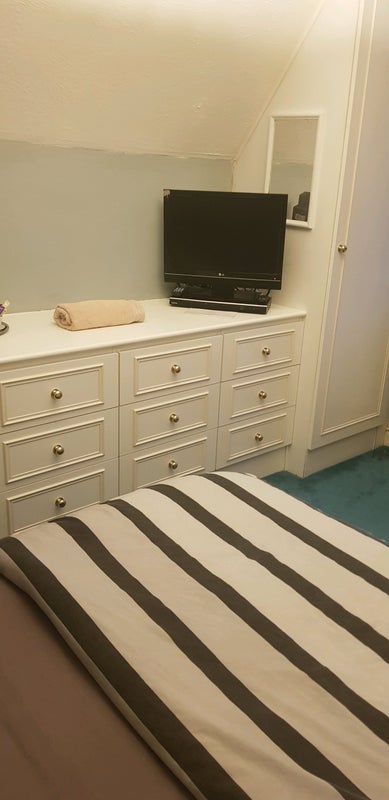Room Westcliffe Drive in Borough of Swale