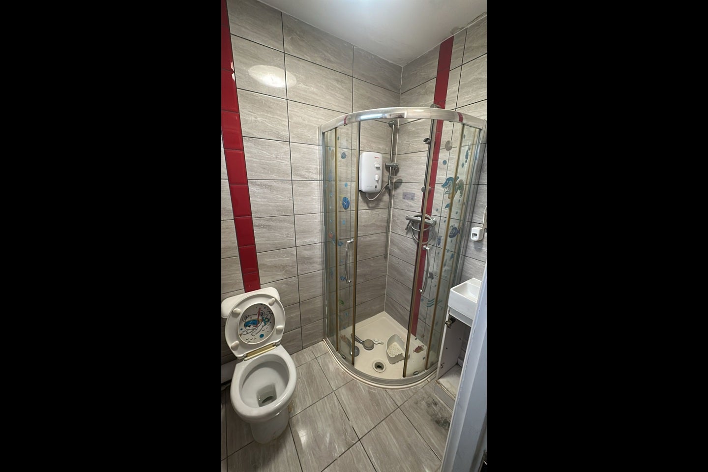 Flat Westleigh Gardens in Greater London