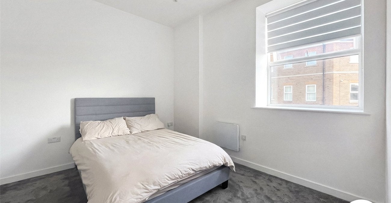 Flat Quayside in Gillingham