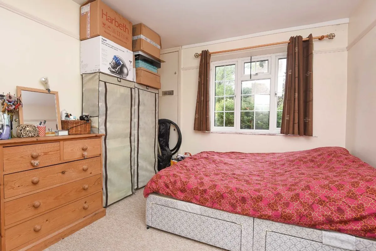 Flat Springfield Road in Greater London
