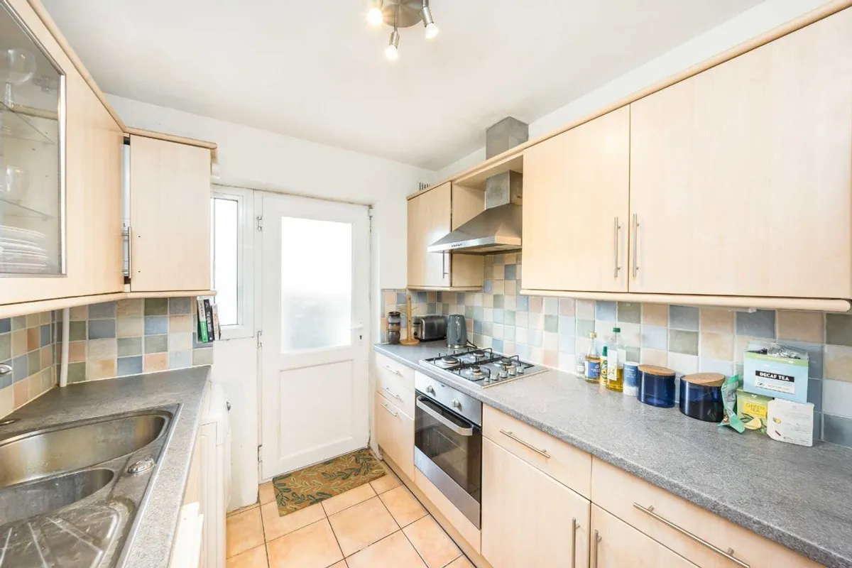 Flat Springfield Road in Greater London