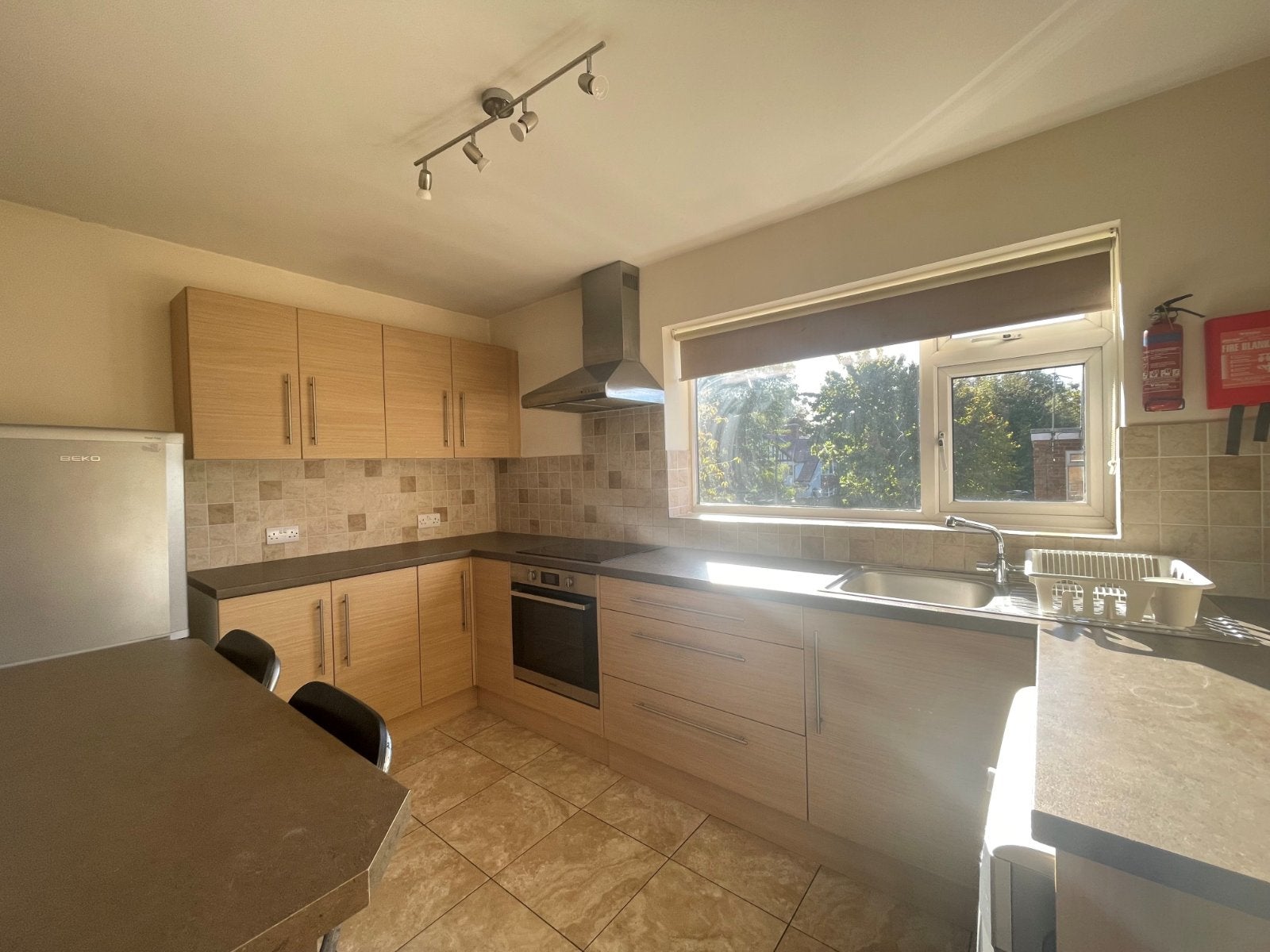 Flat Kirkstall Lane in Leeds