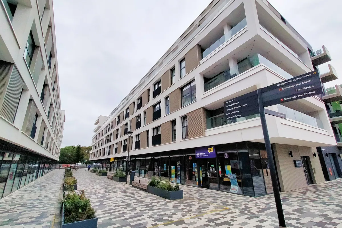 Flat Market Square in Stevenage