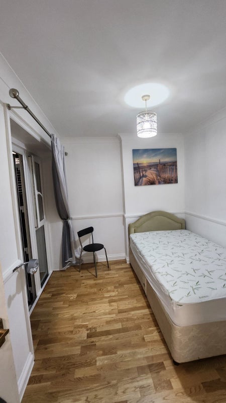 Room Old Christchurch Road in Bournemouth