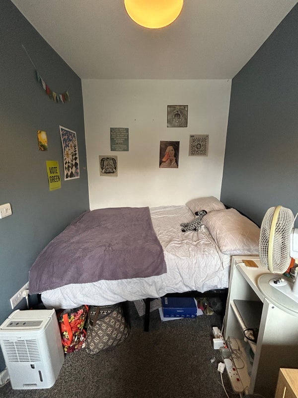 Room British Road in Bristol