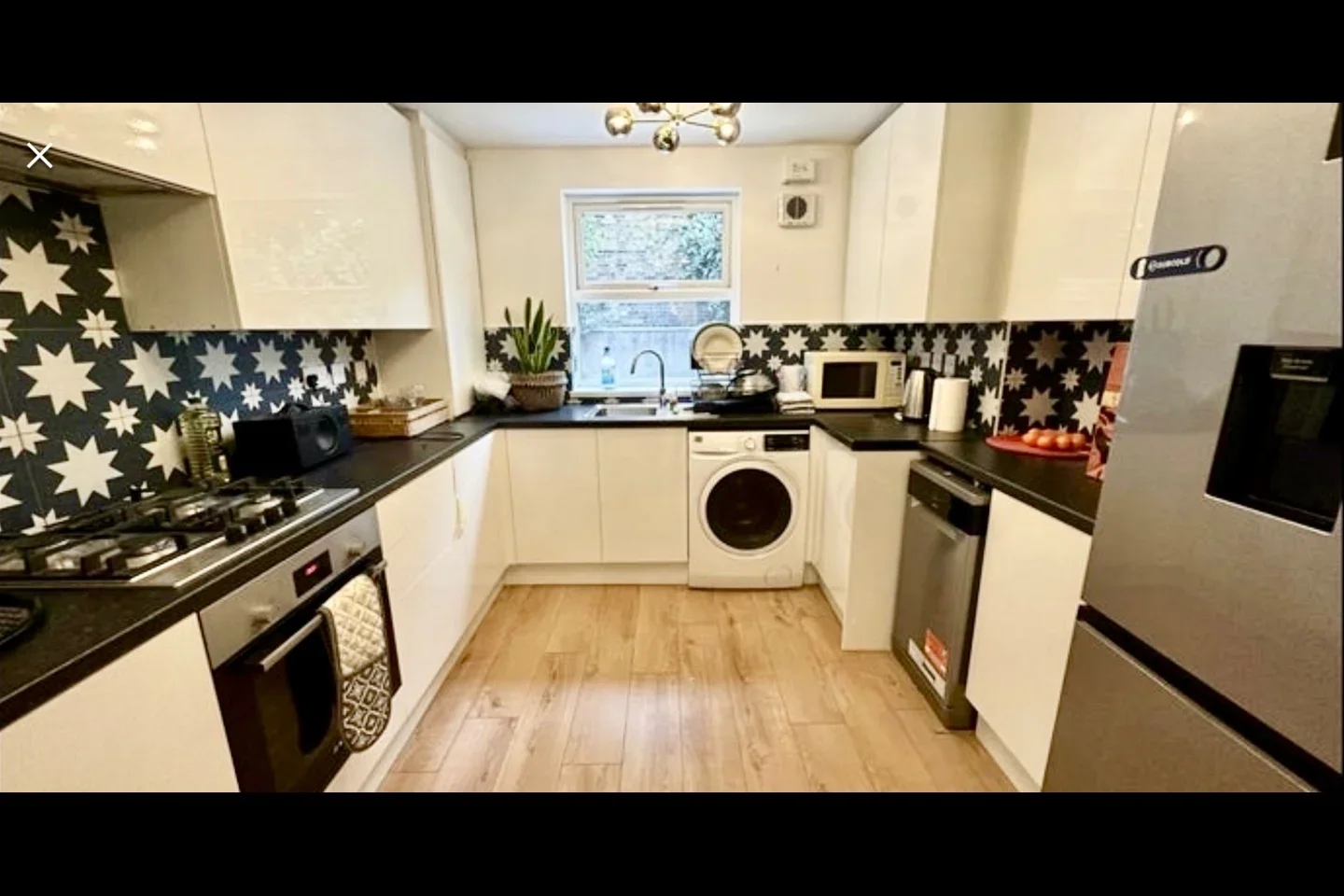 Flat Kyverdale Road in Greater London