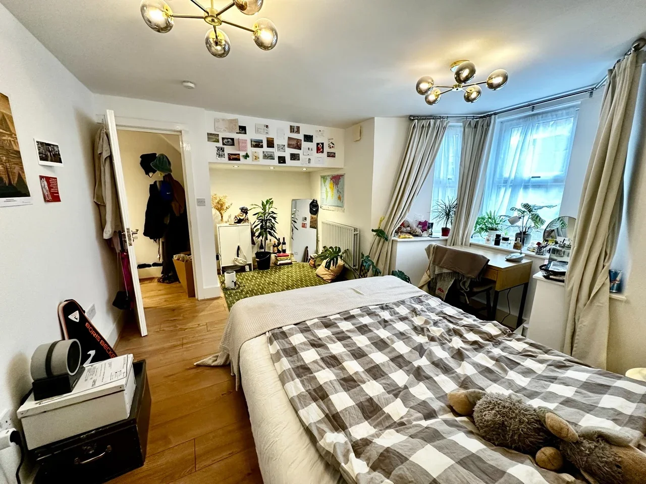 Flat Kyverdale Road in Greater London