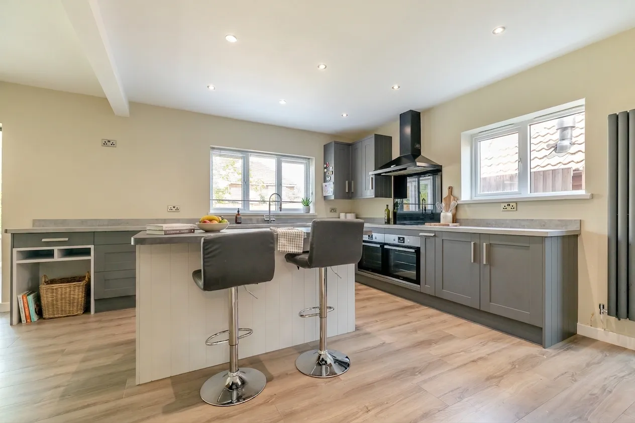 House Brooke Close in Ewloe Green