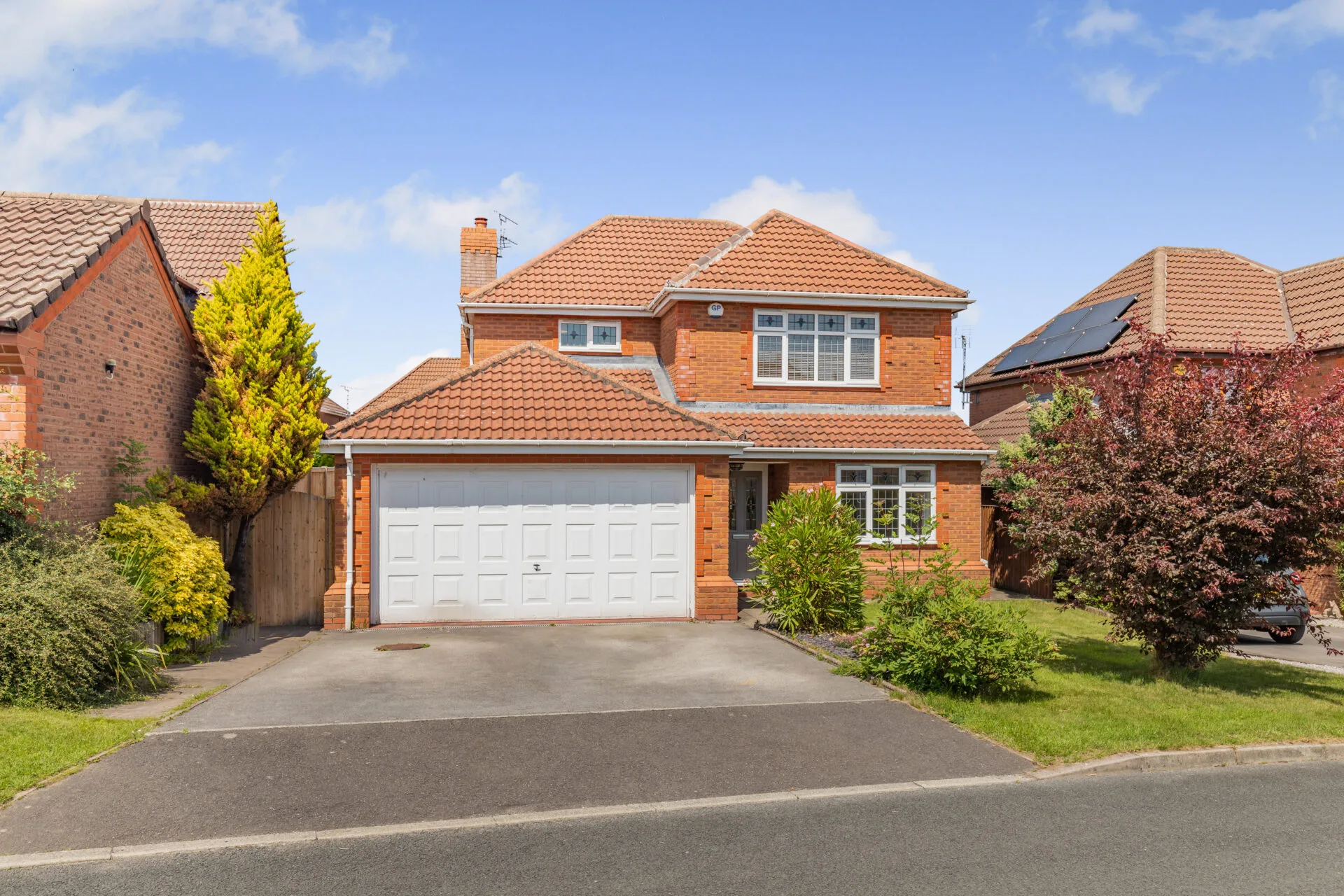 House Brooke Close in Ewloe Green