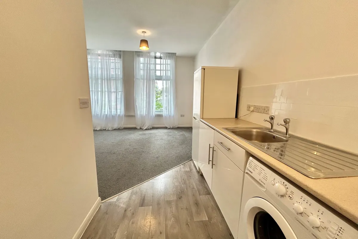 Flat Derby Road in Nottingham