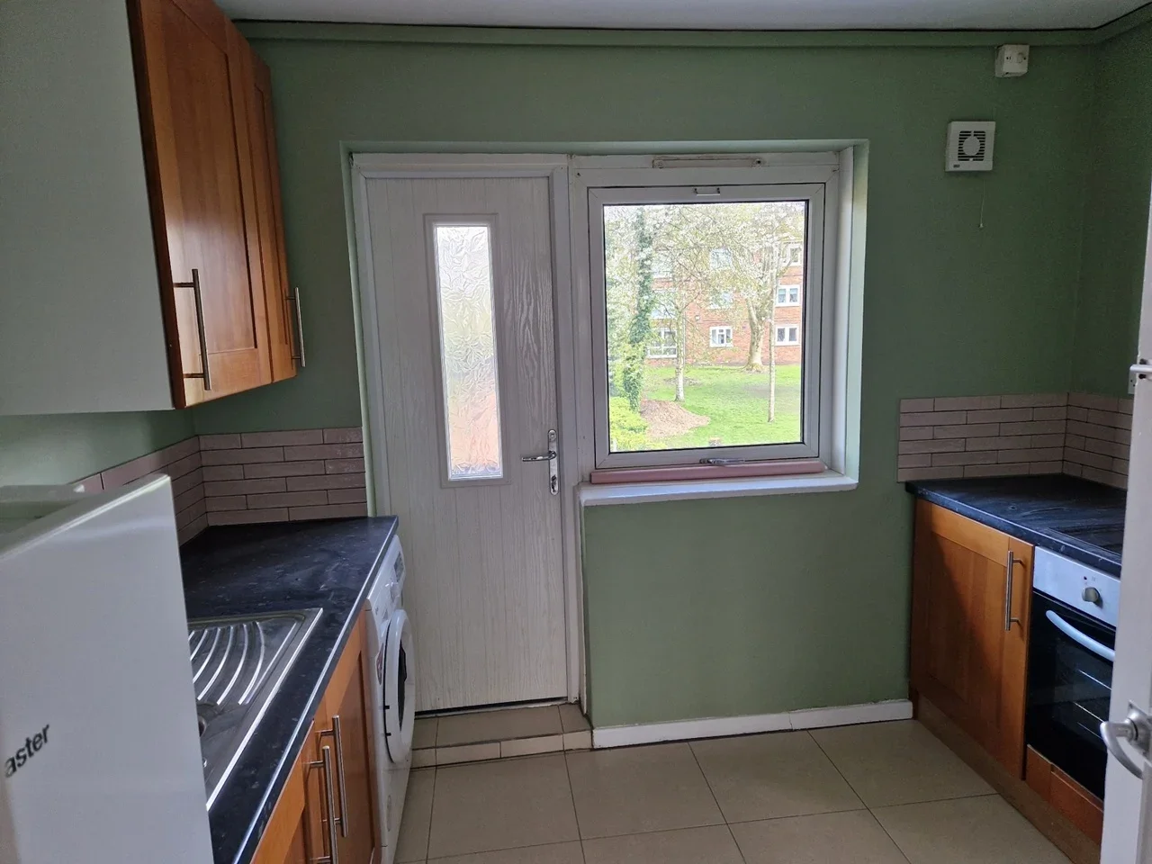 Flat Devon Close in Salford