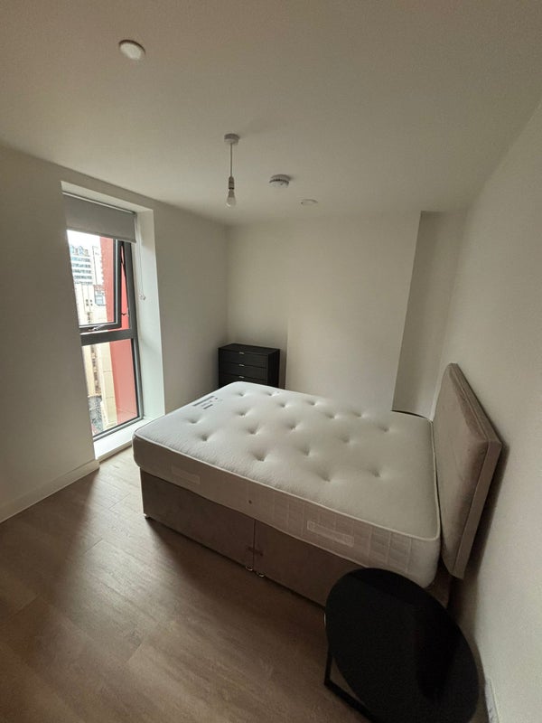 Room New Kings Head Yard in Salford