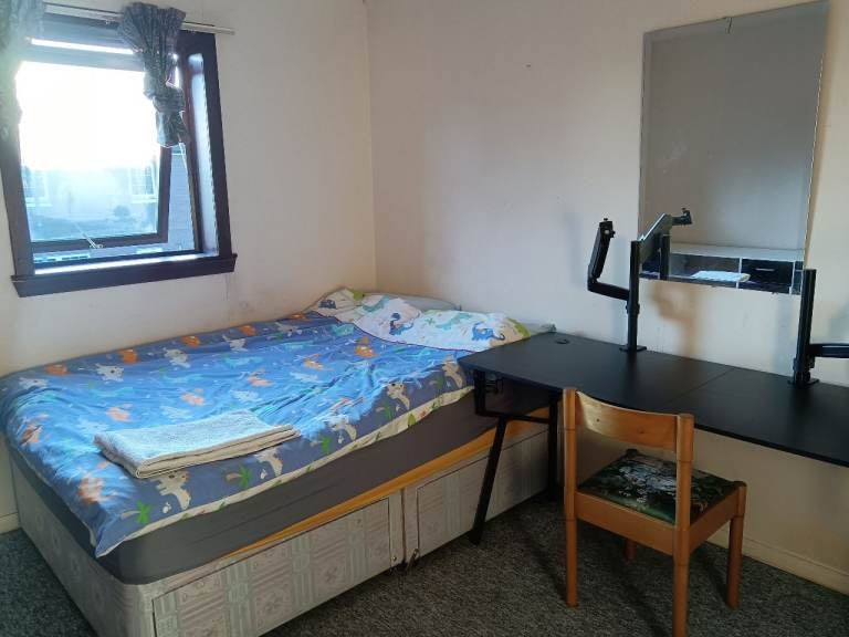 Room Millroad Drive in Glasgow