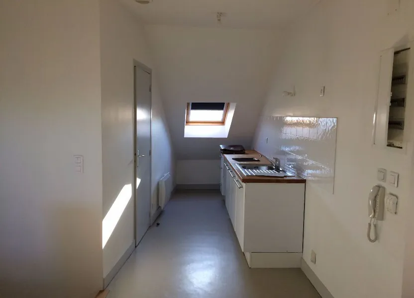 Flat Rue Puget de Saint-Pierre in Neuilly-Saint-Front
