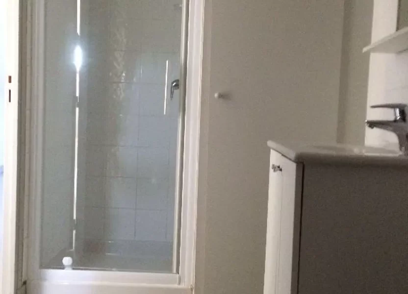 Flat Rue Puget de Saint-Pierre in Neuilly-Saint-Front