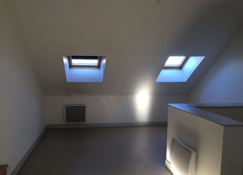 Flat Rue Puget de Saint-Pierre in Neuilly-Saint-Front