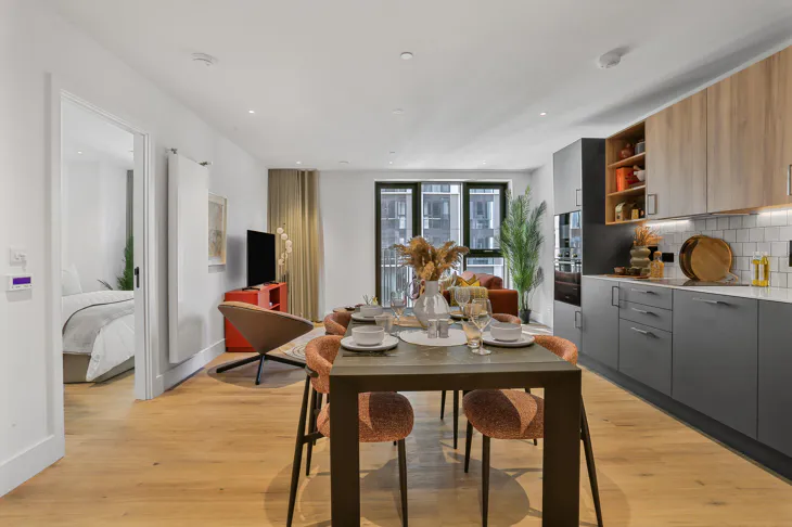 Flat Charter Street in Greater London
