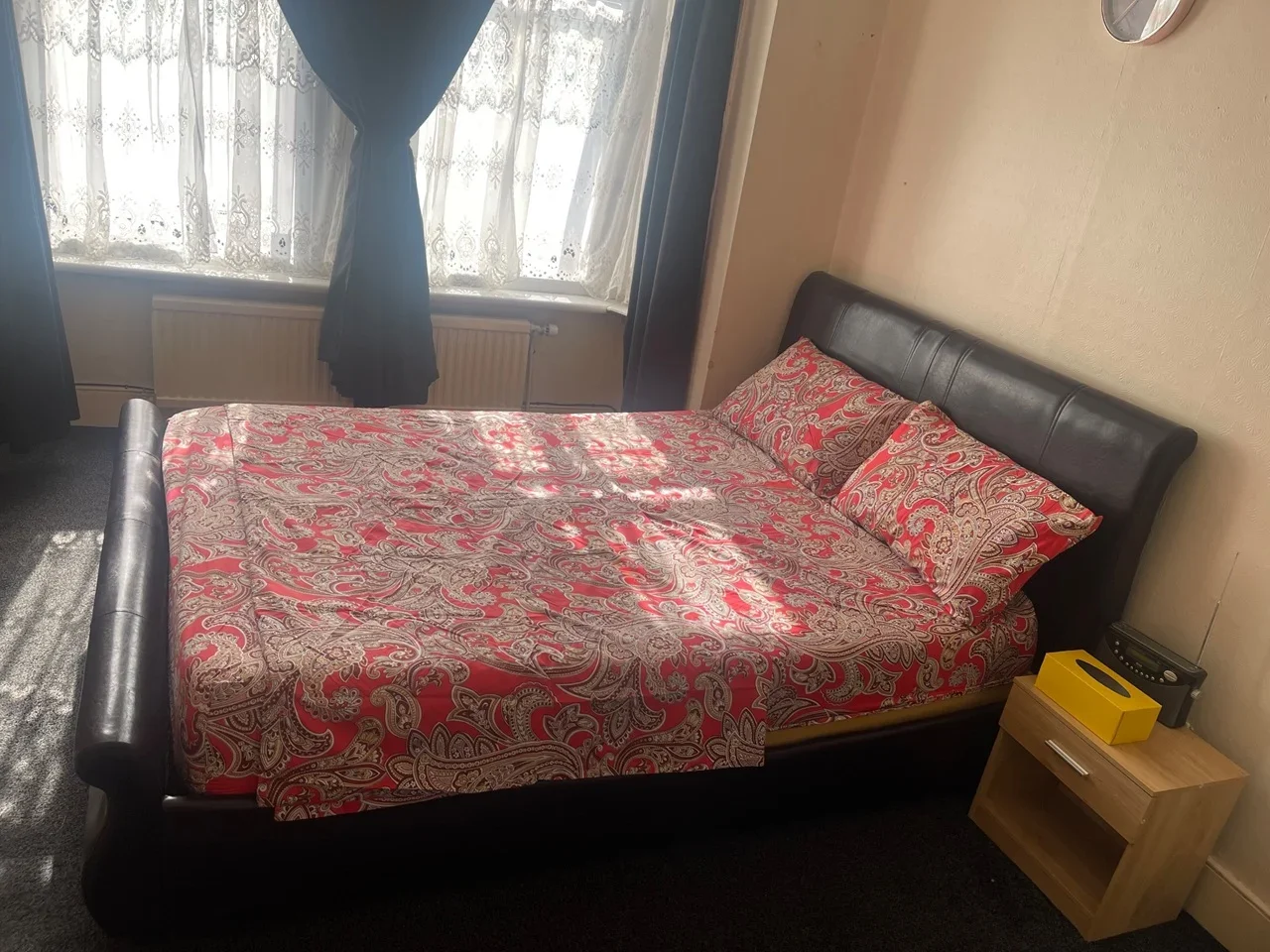 Room Radley Road in Greater London