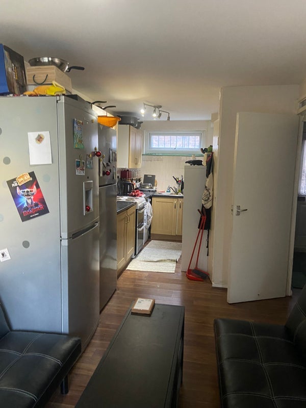 Room Thistlewood Close in Greater London