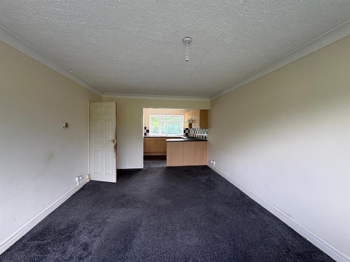 Flat Fawdry Close in Birmingham