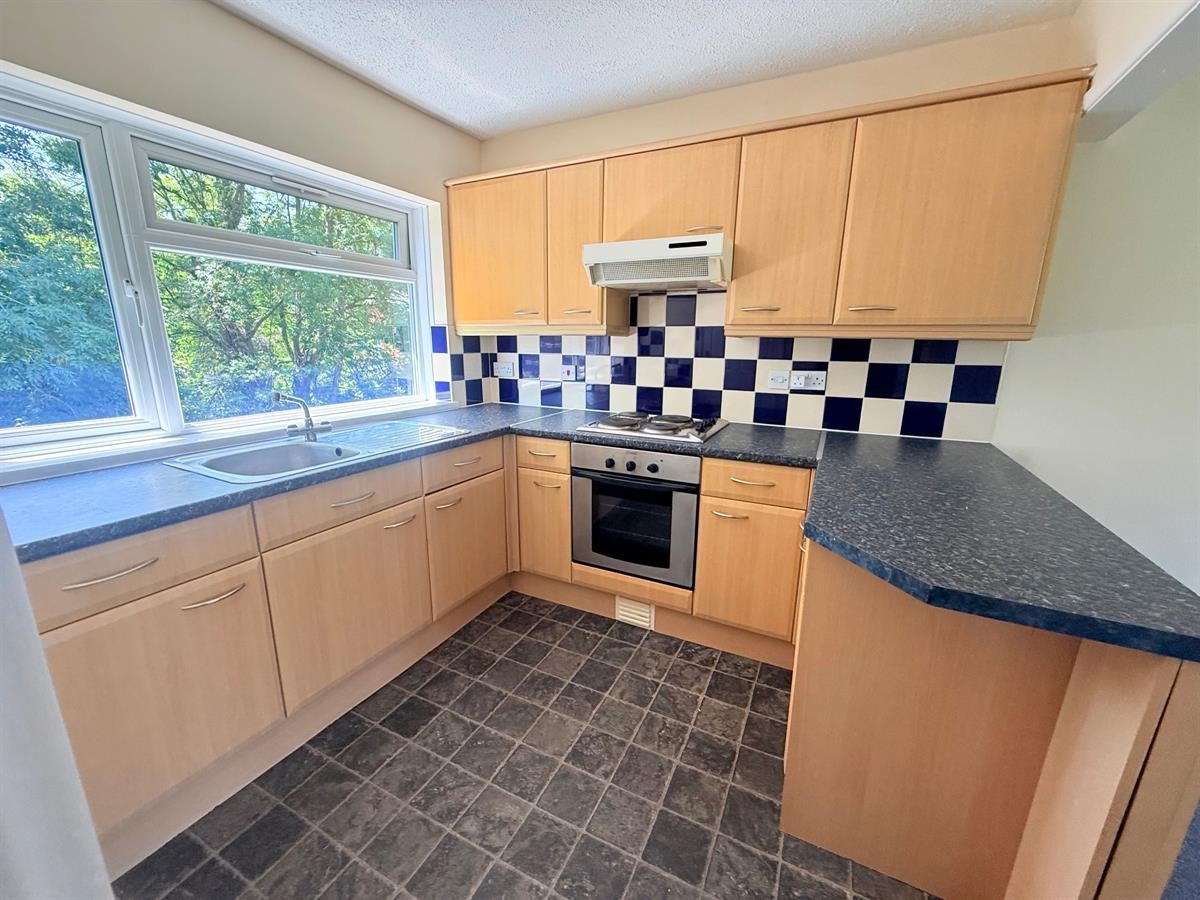 Flat Fawdry Close in Birmingham