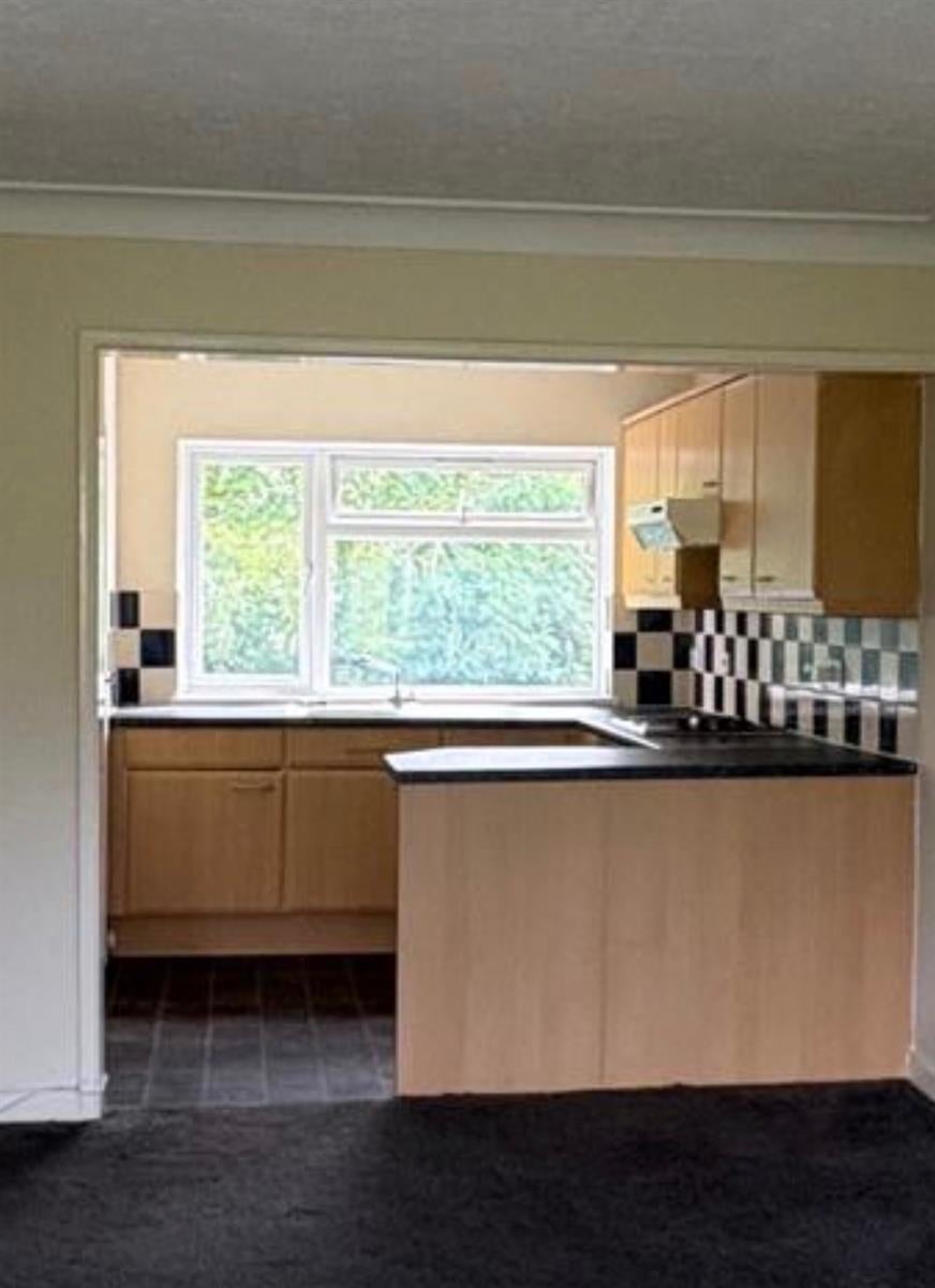 Flat Fawdry Close in Birmingham