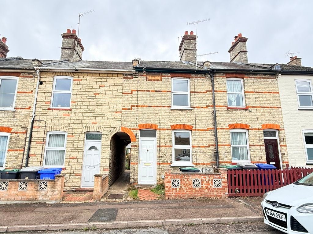 Flat King Edward VII Road in West Suffolk