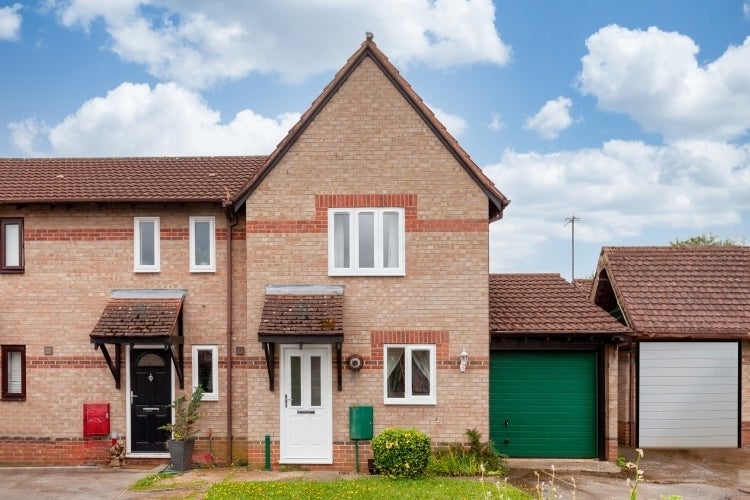 House Spruce Drive in Cherwell District