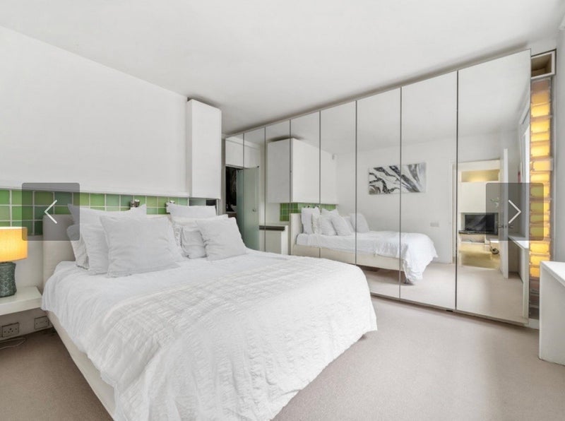 Flat Ifield Road in Greater London