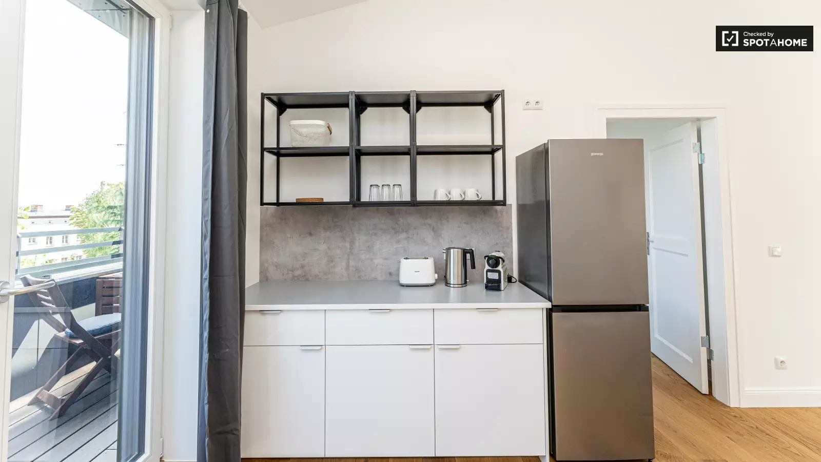 Wohnung Pohlstraße in Berlin