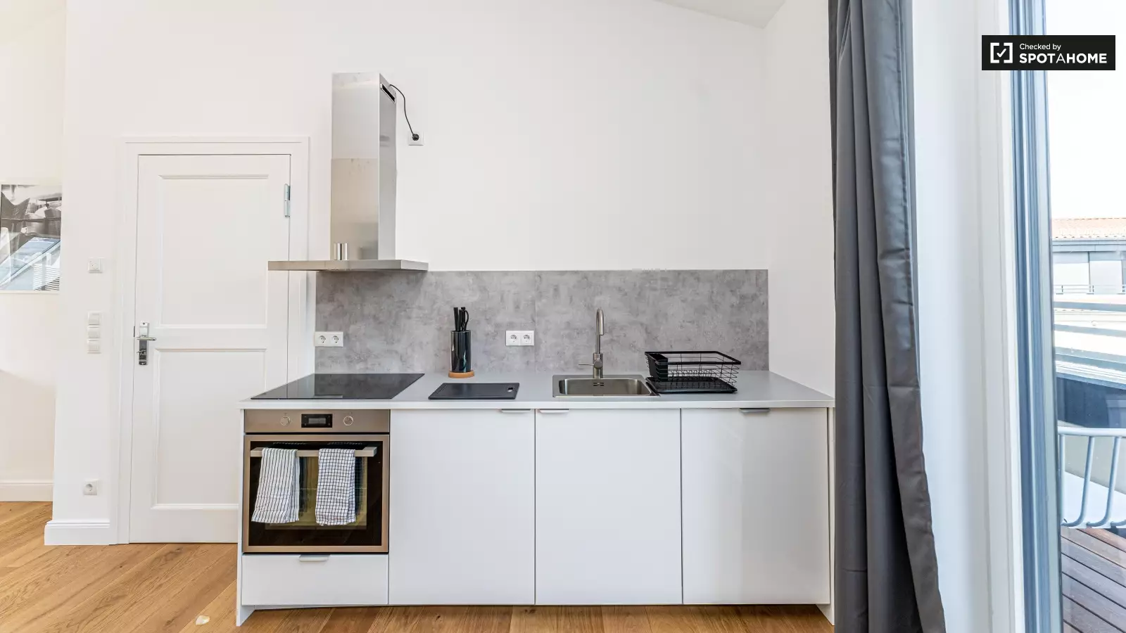 Wohnung Pohlstraße in Berlin