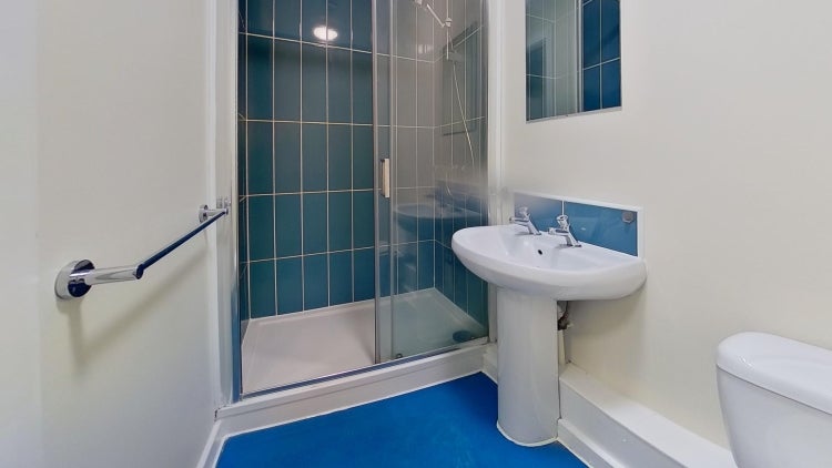 Flat Avalon Court in Nottingham