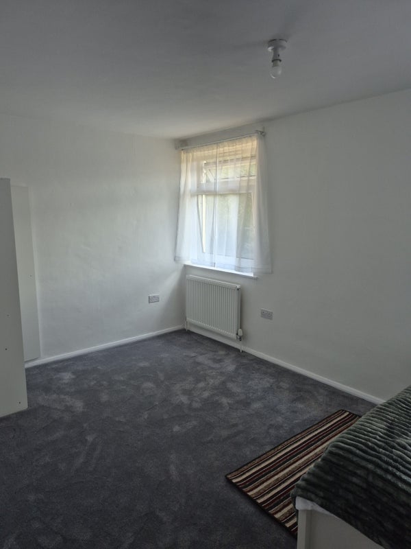 Room Southend Lane in Greater London