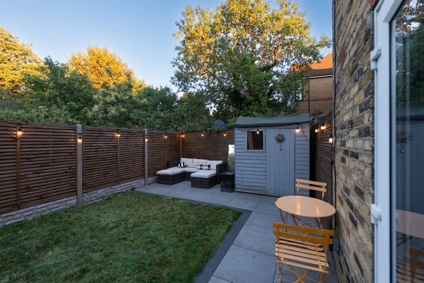 Flat Bromley Road in Greater London
