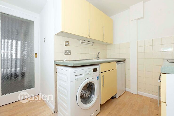 Flat Montpelier Street in Brighton