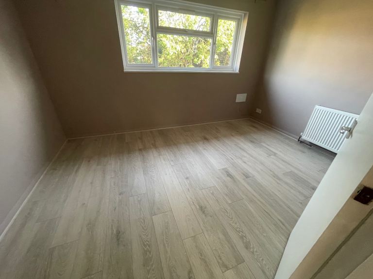 House Aplin Way in Greater London