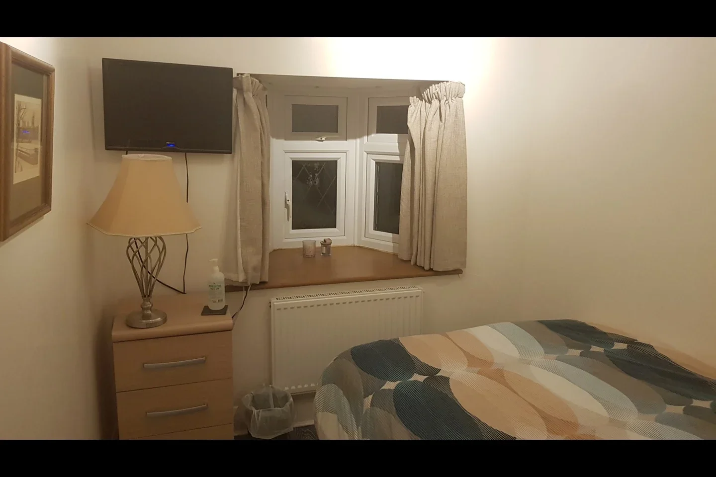 Room Beaulieu Drive in Greater London
