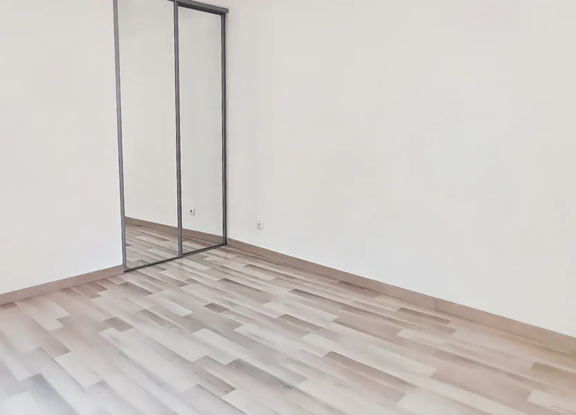 Appartement Rue de Sacy le Grand à Cinqueux
